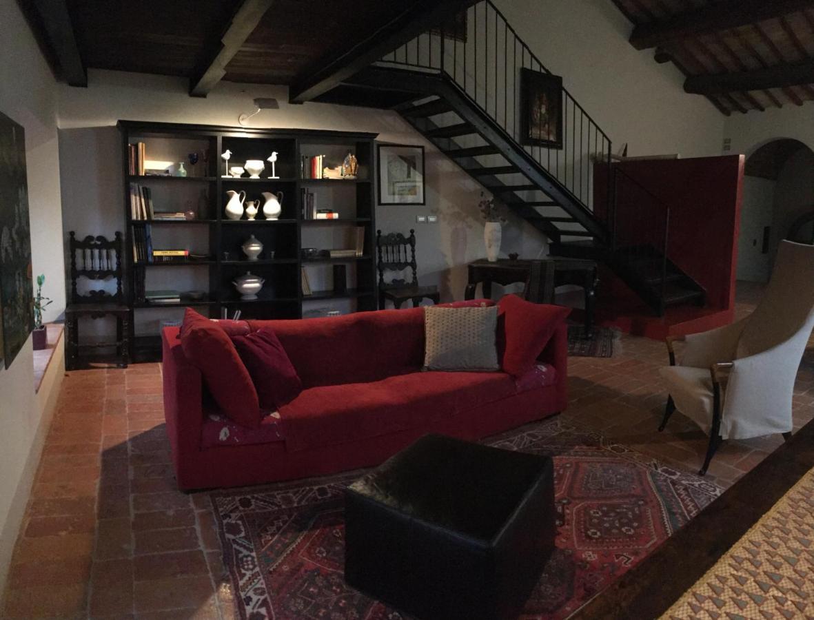 Holiday Apartment In Historical Palace Montepulciano Stazione Exterior foto